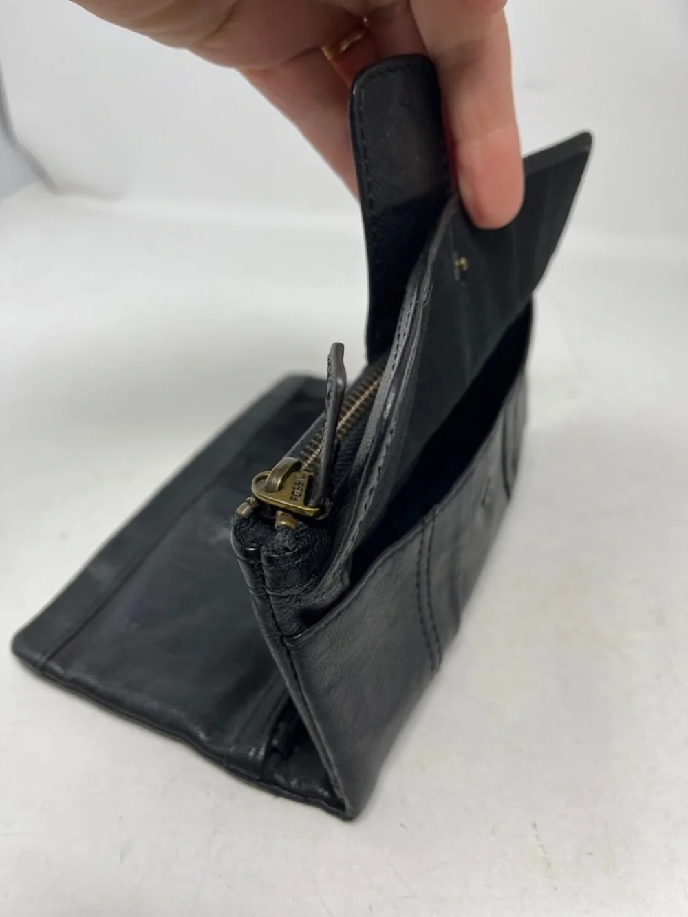 FOSSIL LONG LIVE VINTAGE 1954 Black Genuine Leather Emory Wallet Organizer